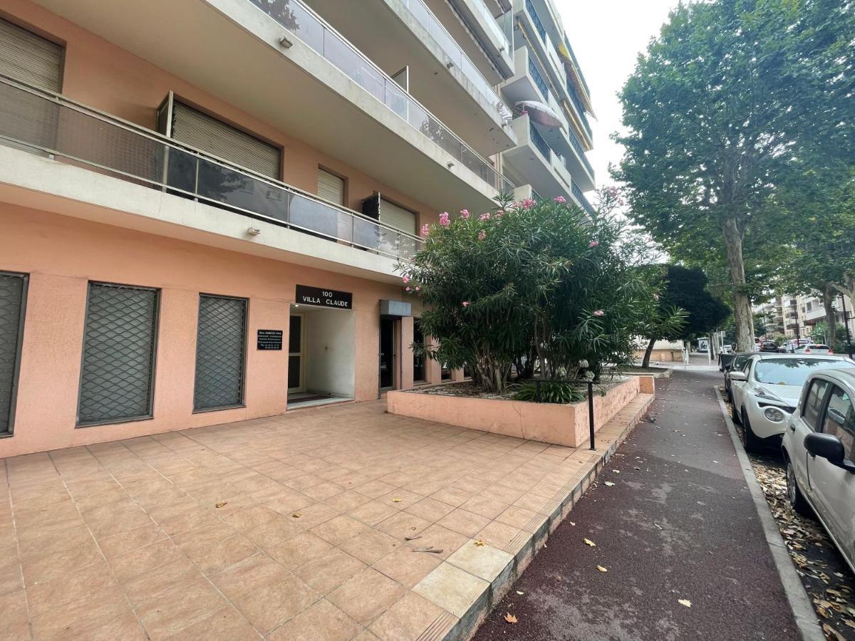 Spacieux F2 Climatise Proche De La Apartment *